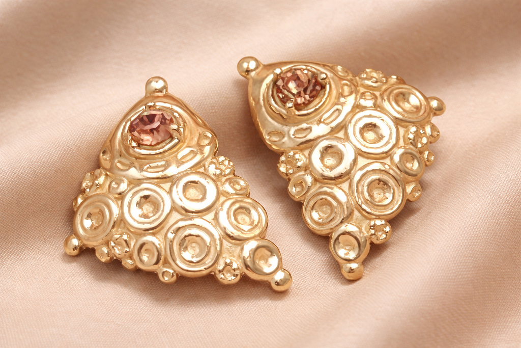 Whispering Shells Earrings - Pink Cubic Zircon