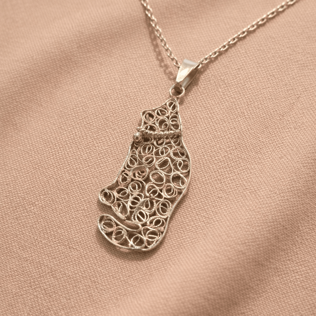 Filigree Cat Pendant - Jos Atelier
